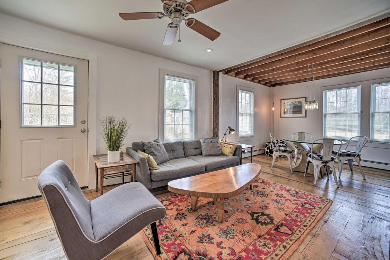 Charming Cottage With Yard - 2 Mi To Tinker St! وودستوك المظهر الخارجي الصورة